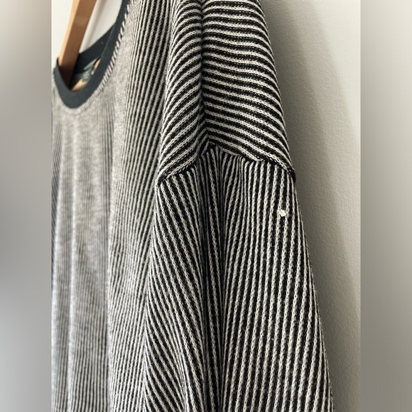 Wild Fable Cropped Shirt - Picture 4 of 5